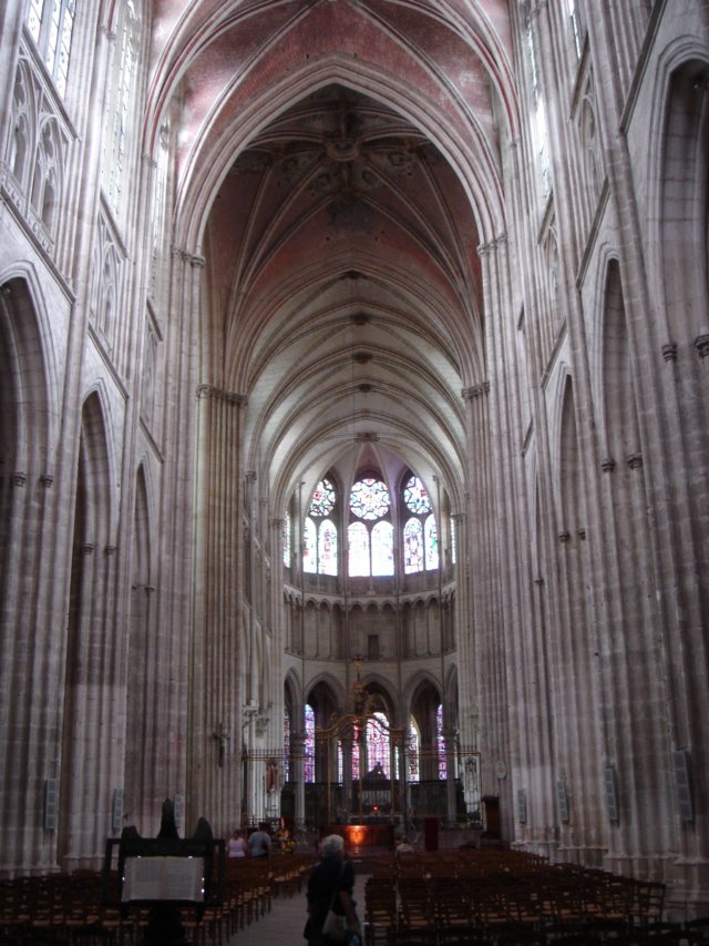 auxerrecathedral.jpg