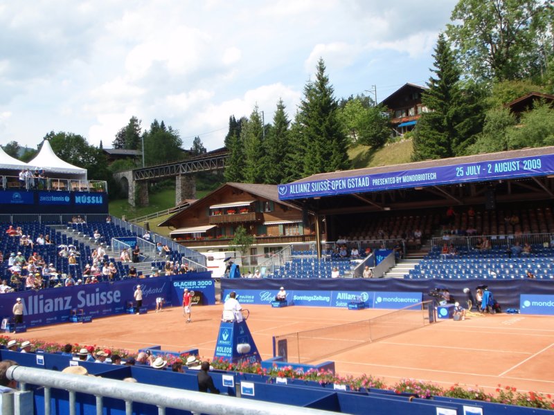 allianzswissopengstaadinforegroundchaletinbackground.jpg